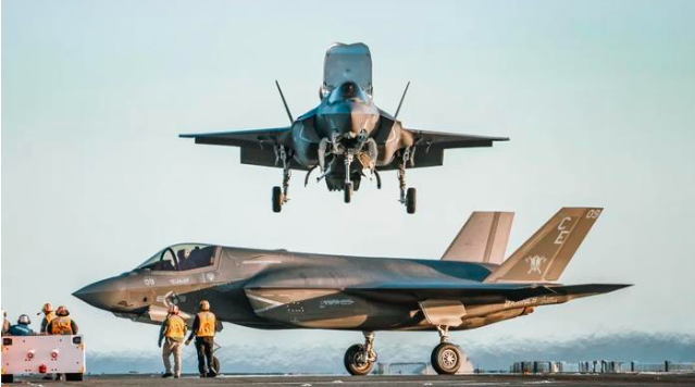 "F35获准携带核武器,剑指俄罗斯"