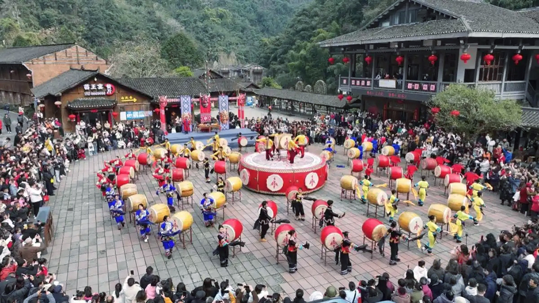 春节假期5842.33万人次游湖南,旅游消费573.51亿元